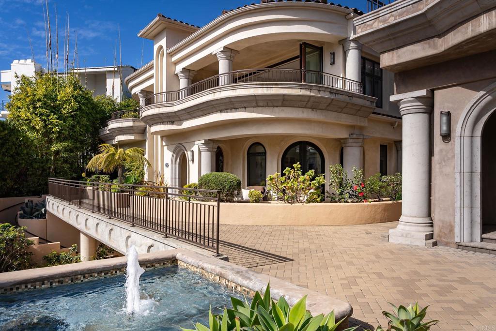 238 Date Ave