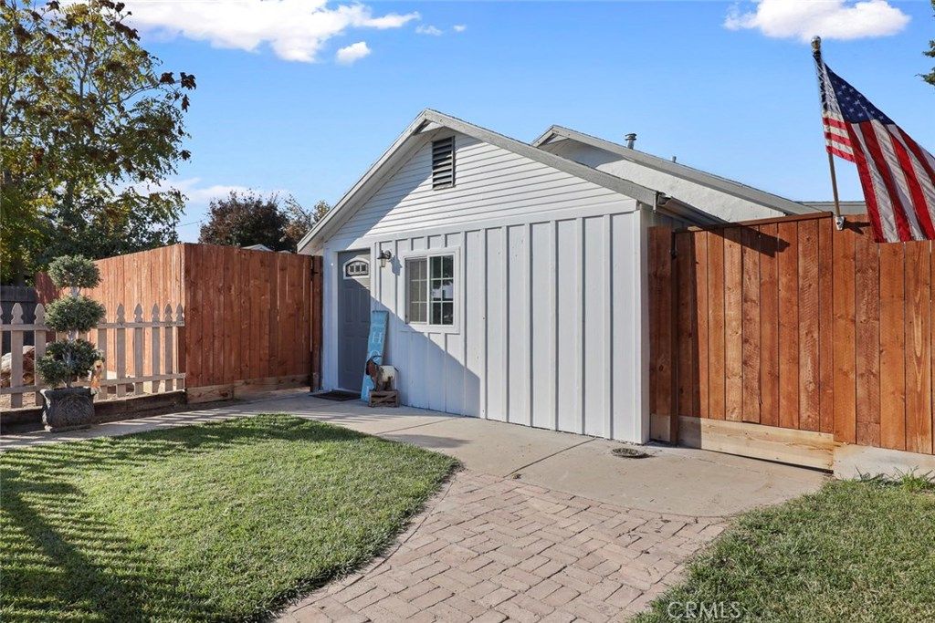 listing image 130727955677835512199