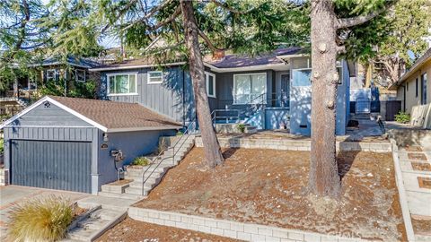 A home in La Crescenta