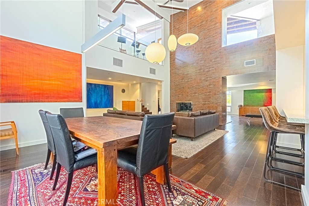 Properties 3 712 Orange Grove Terrace