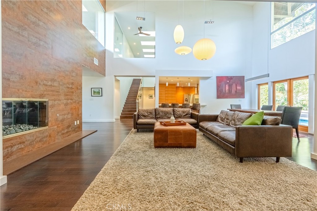 Properties 4 712 Orange Grove Terrace