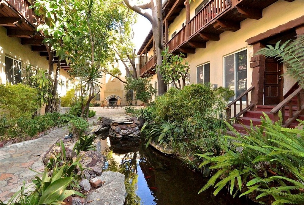 Villa Monterey Apartments is a 21-unit rent controlled multifamily investment property located in Hollywood, one of the premier housing markets in Southern California. Situated on a 0.50-acre lot, the 17,380 square foot property consists of studio, one- and two-bedroom floor plans. Villa Monterey Apartments offers an attractive range of amenities including lush landscaping, a charming communal courtyard with a stone fireplace and fish pond, on-site laundry, and covered parking.