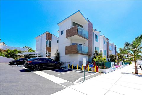 A home in Corona Del Mar