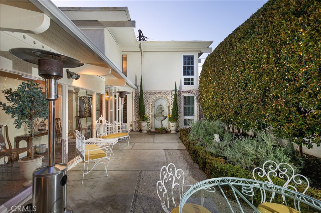 Corona del Mar South of PCH (CDMS) - Residential