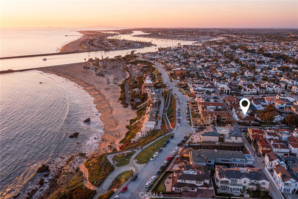 Corona del Mar South of PCH (CDMS) - Residential