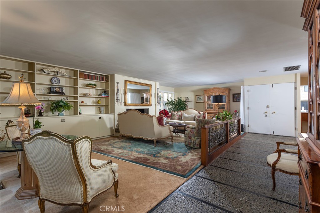 Corona del Mar South of PCH (CDMS) - Residential