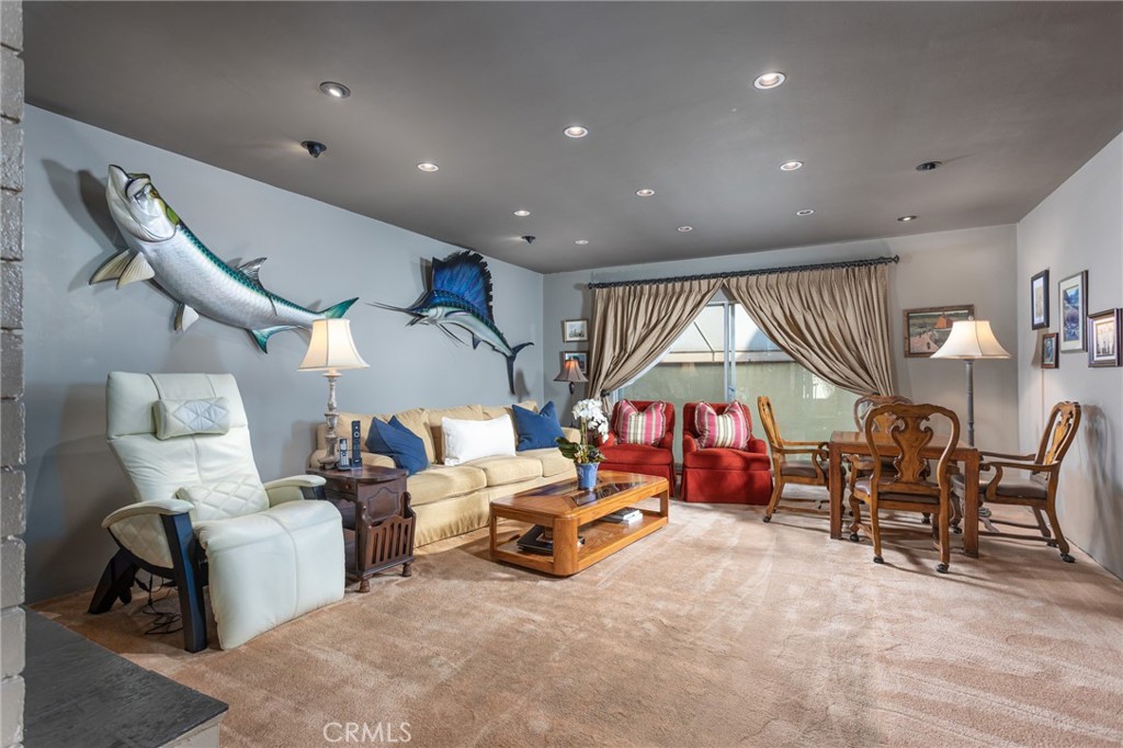 Corona del Mar South of PCH (CDMS) - Residential