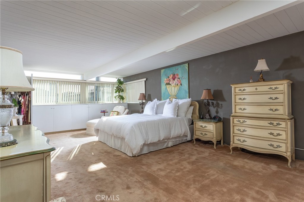 Corona del Mar South of PCH (CDMS) - Residential