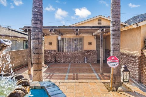 A home in Lake Elsinore