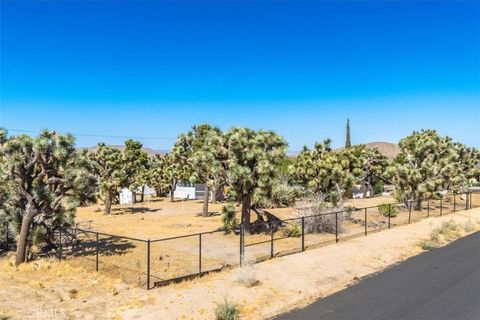 Photo of 0 Hidden Gold Drive, Yucca Valley, CA 92284 (MLS # JT24161166)