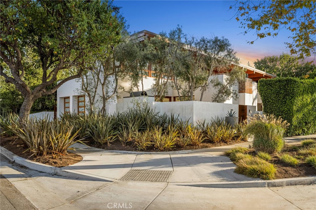 Eastbluff - Macco (EBMO) - Residential