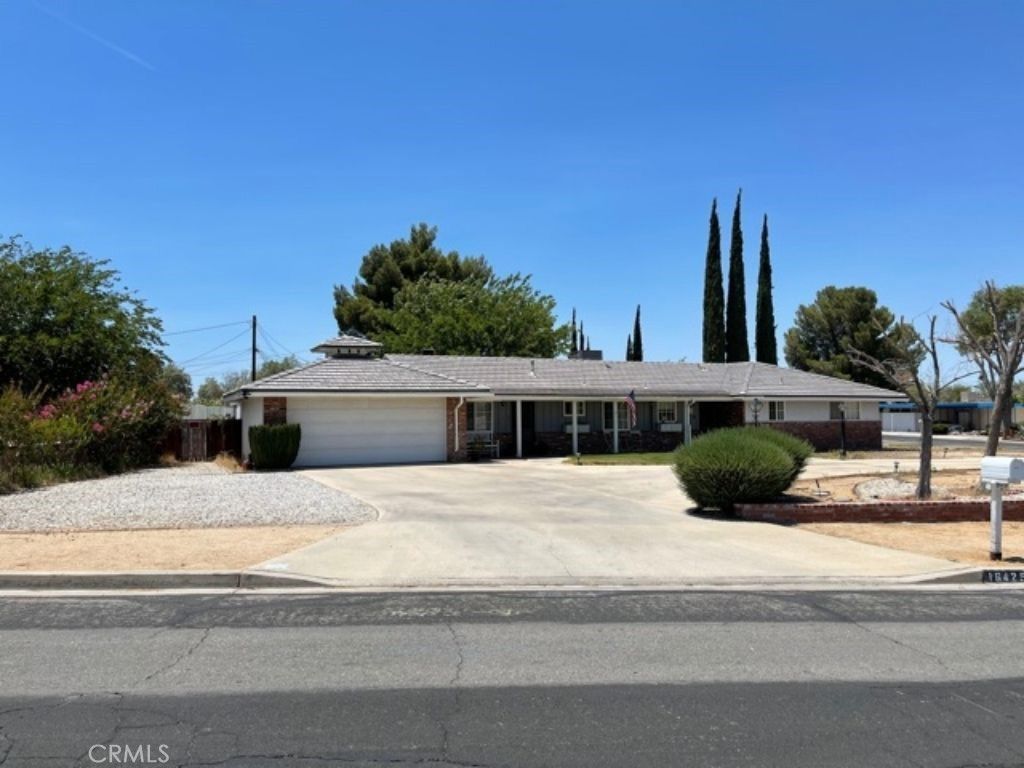 listing image 130723322635844073295