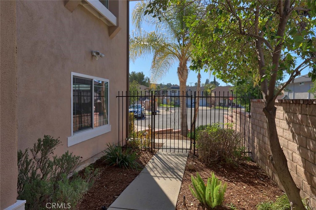 Photo 28 of 35 of 10940 Floralita Avenue house
