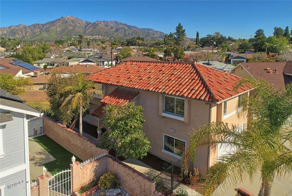Photo 1 of 35 of 10940 Floralita Avenue house