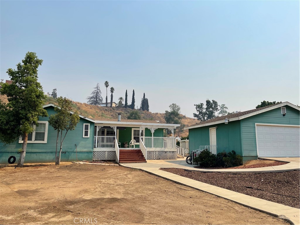 View Colton, CA 92324 mobile home