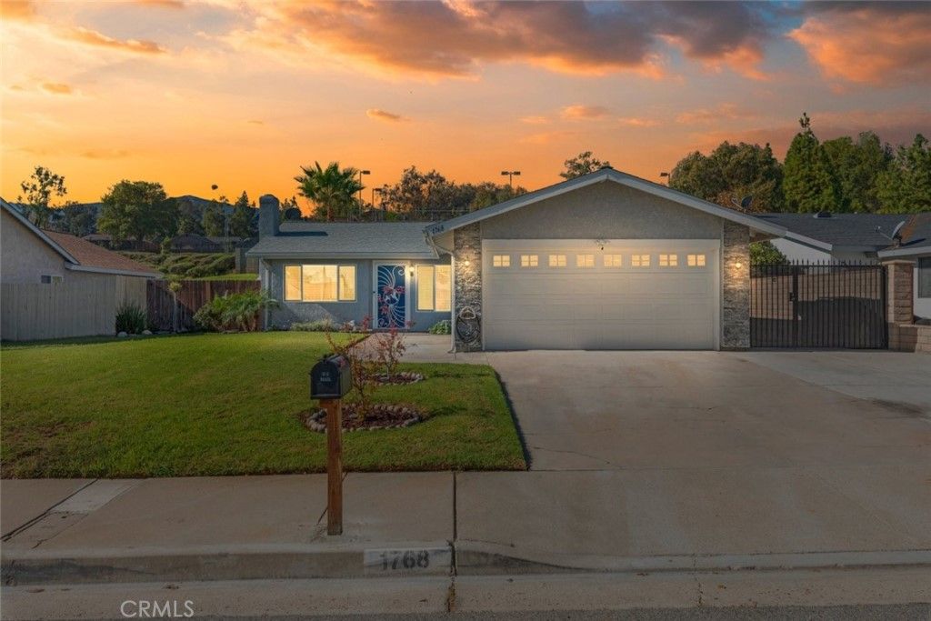 listing image 130728145164625293359