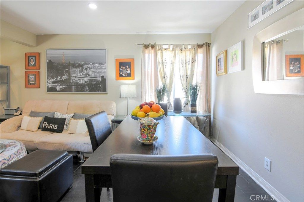 listing image 130720122001976518725