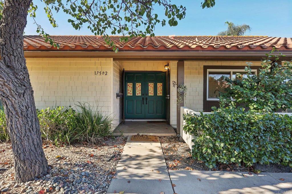 17502 Plaza Marlena