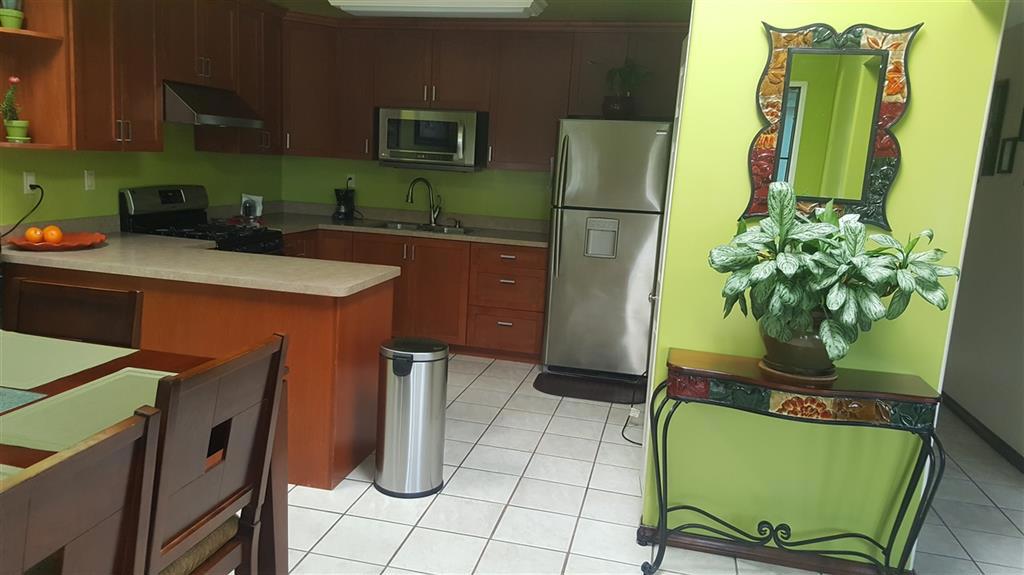 Big corner lot - single level home - fully fenced backyard - plenty of parking space - RV parking available Neighborhoods: Spring Valley Other Fees: 0 Sewer: Sewer Connected Topography: LL