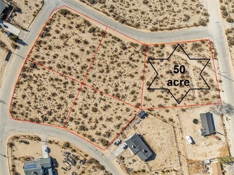 Photo of 502 Clark Road, Lucerne Valley, CA 92356 (MLS # HD25032140) Photo of 502 Clark Road, Lucerne Valley, CA 92356 (MLS # HD25032140)