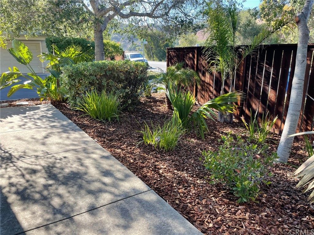 listing image 130721018623930176857