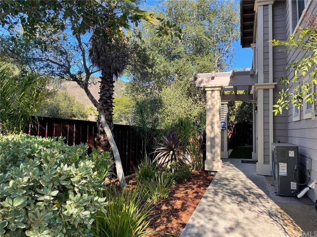 listing image 130728219671748895965