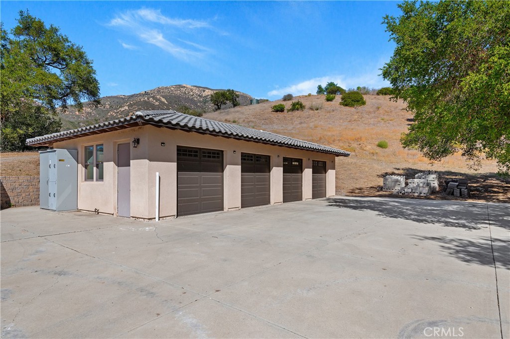 Santa Barbara: Other (80) - Residential