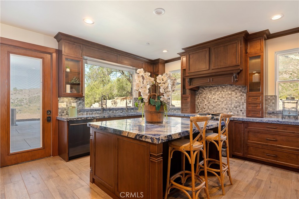 Santa Barbara: Other (80) - Residential