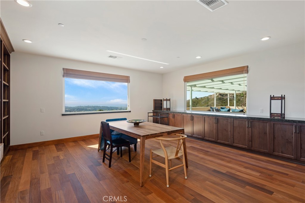 Santa Barbara: Other (80) - Residential