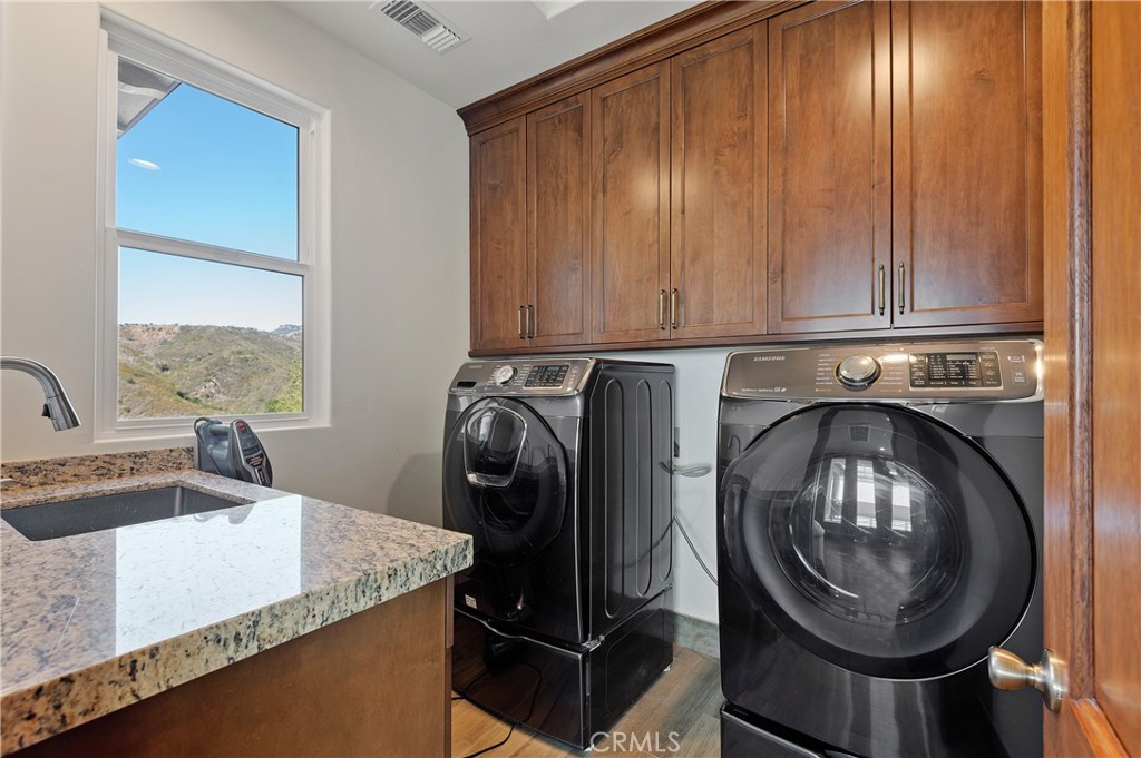 Santa Barbara: Other (80) - Residential