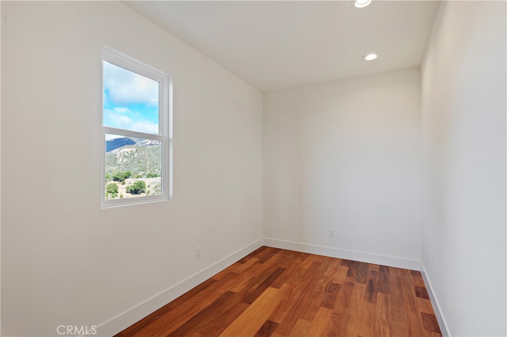 Santa Barbara: Other (80) - Residential