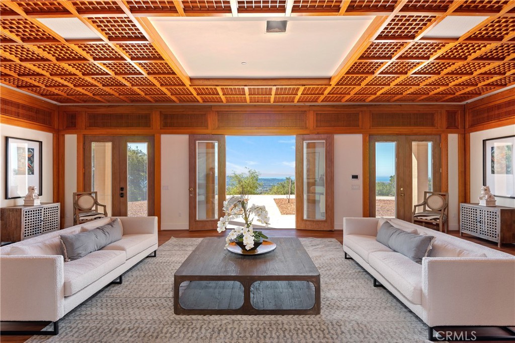 Santa Barbara: Other (80) - Residential