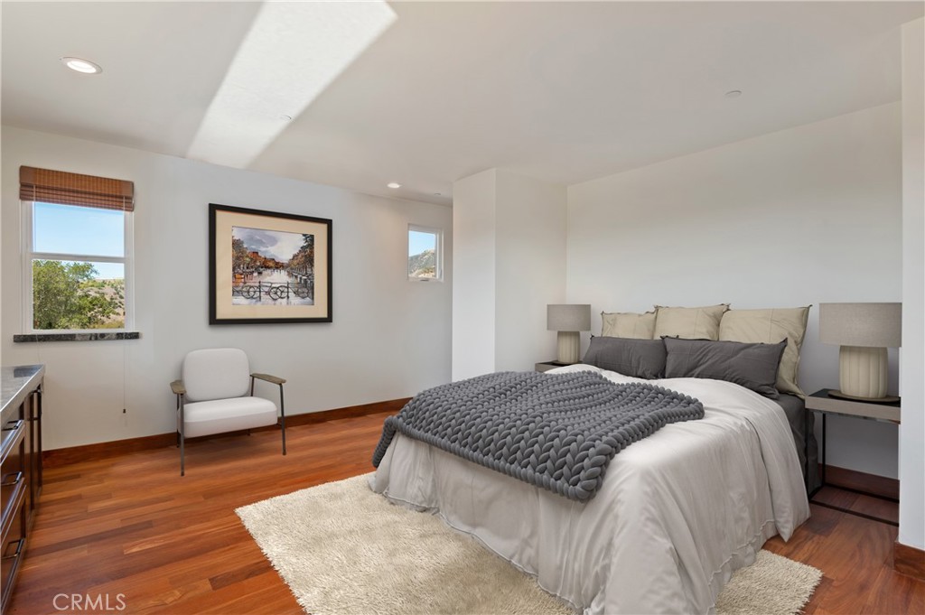 Santa Barbara: Other (80) - Residential