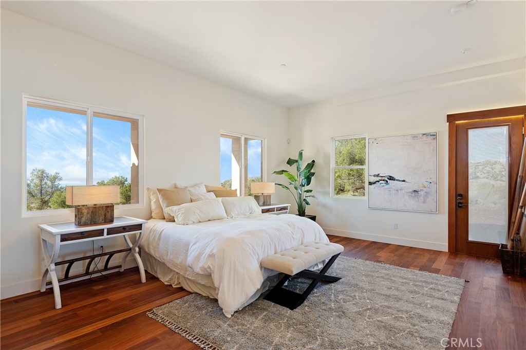 Santa Barbara: Other (80) - Residential