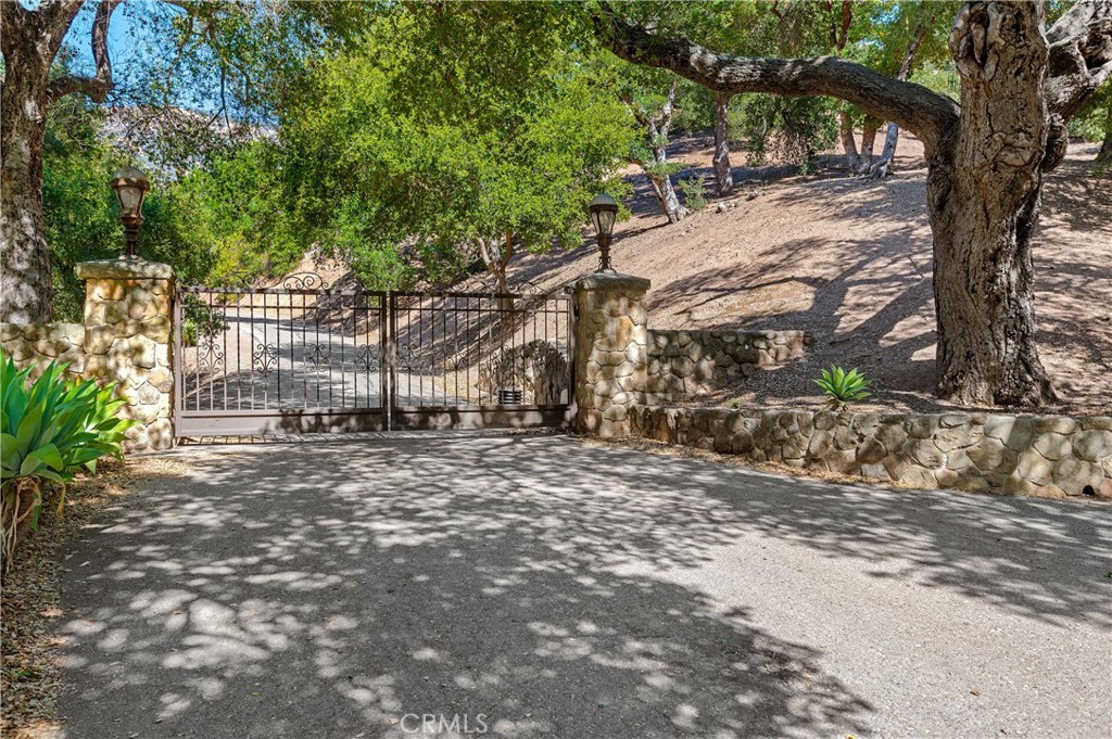 Santa Barbara: Other (80) - Residential