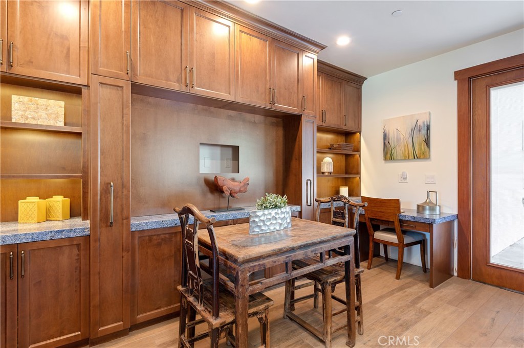 Santa Barbara: Other (80) - Residential