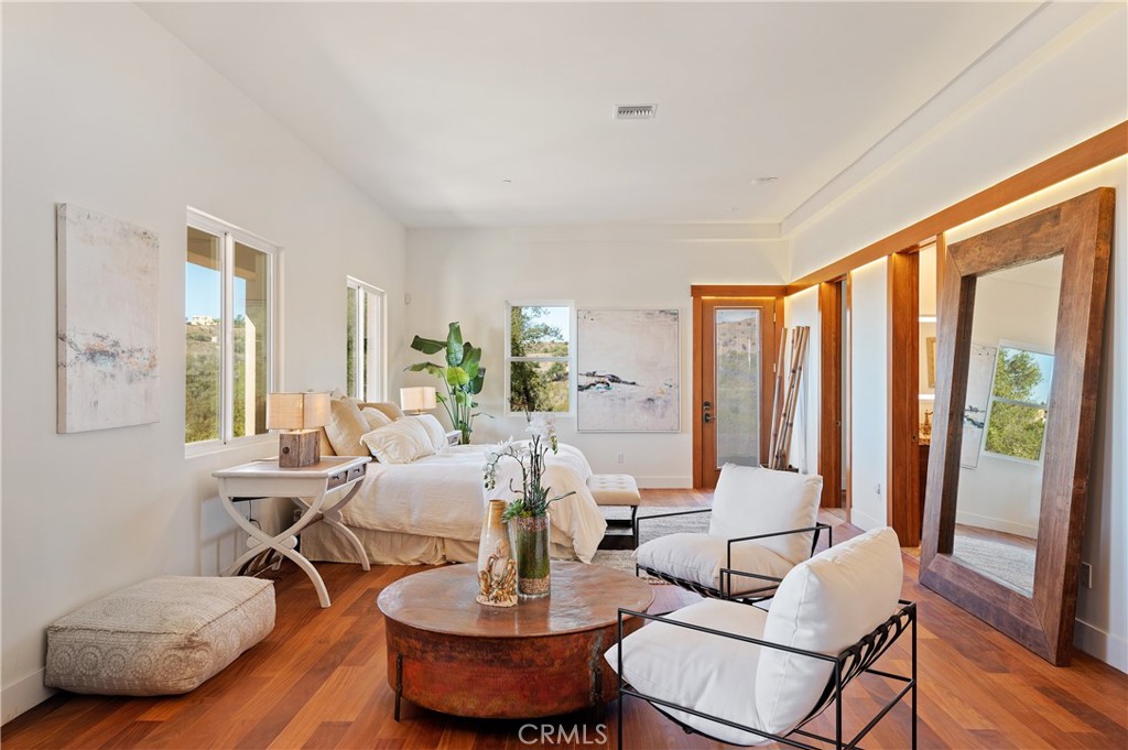 Santa Barbara: Other (80) - Residential