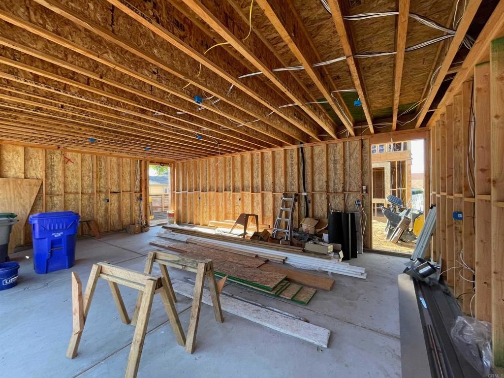 listing image 130721944510152151413