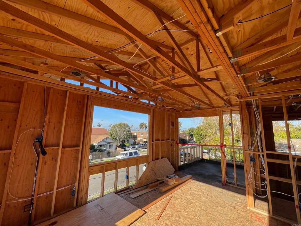 listing image 130729701961540164537