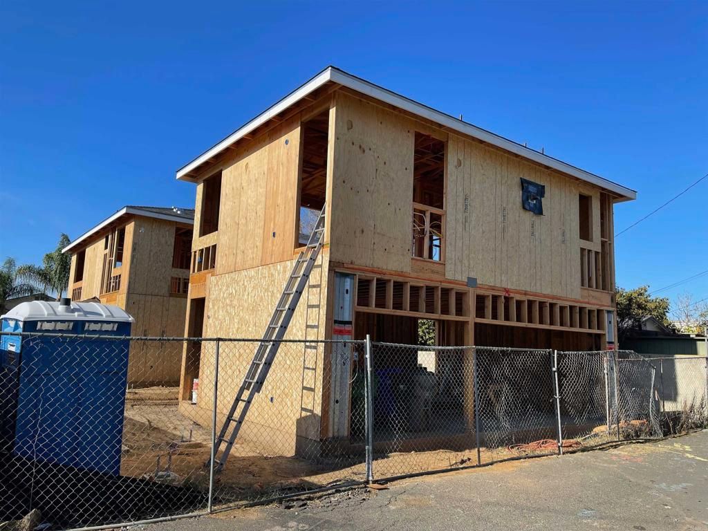 listing image 130725999539522404465