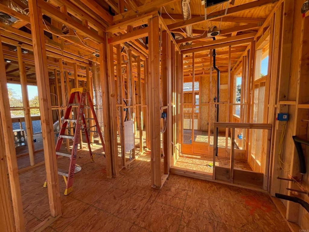 listing image 130725764399412500646