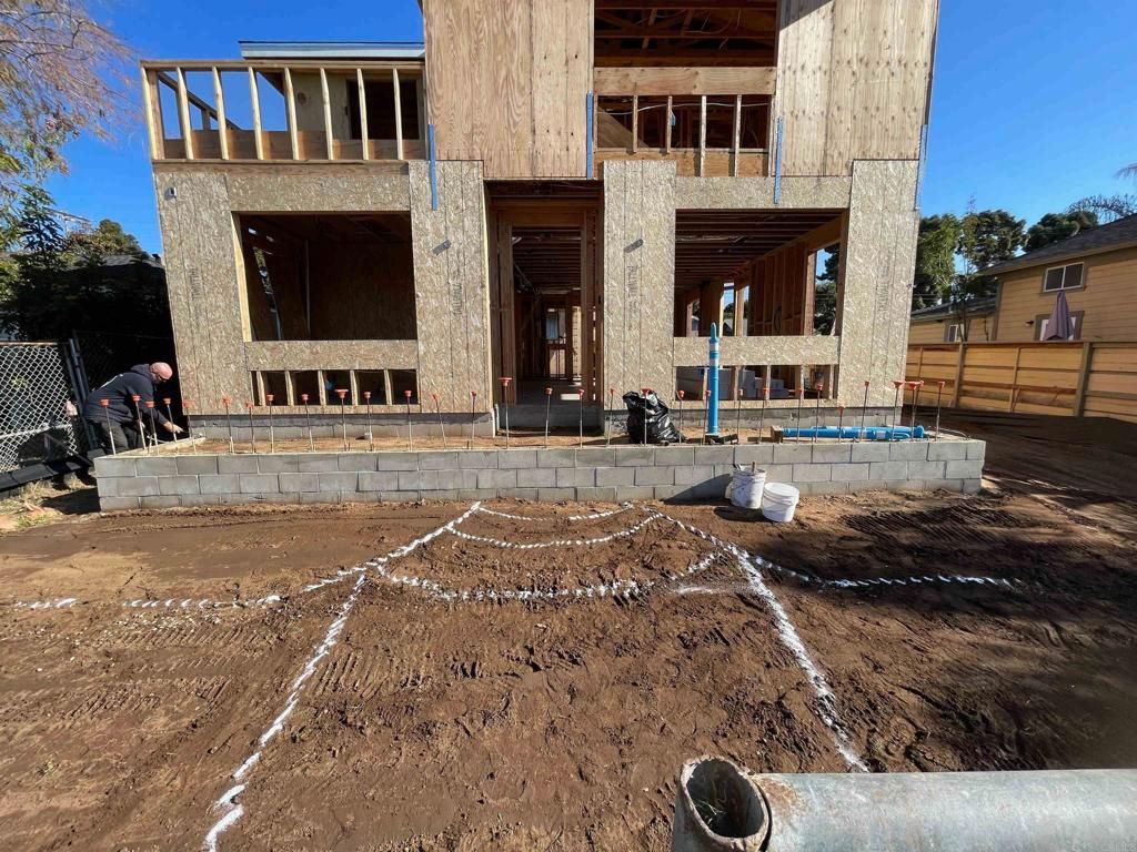listing image 130726116566276130154