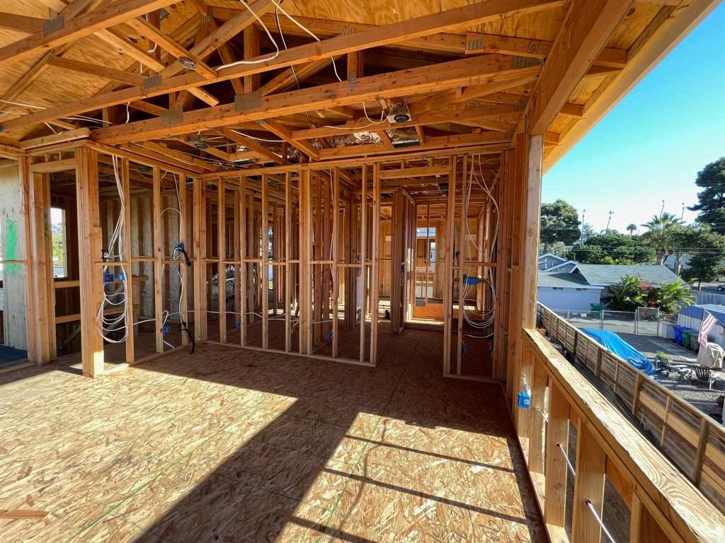 listing image 130728414520849099036