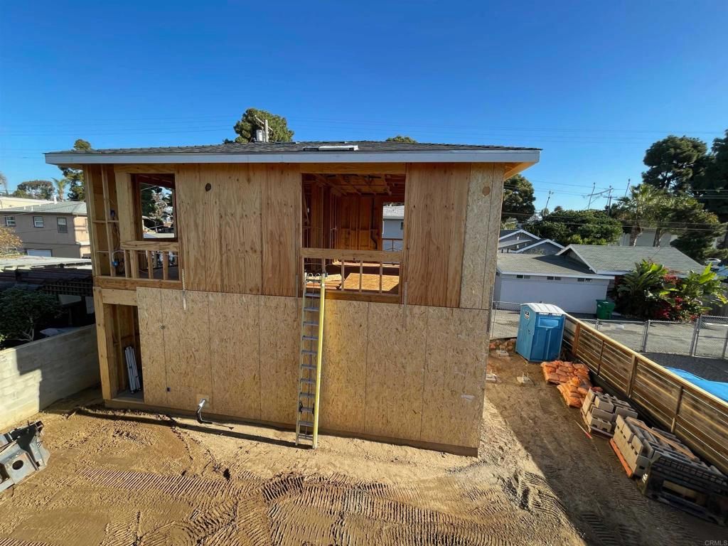 listing image 130721254041639358705