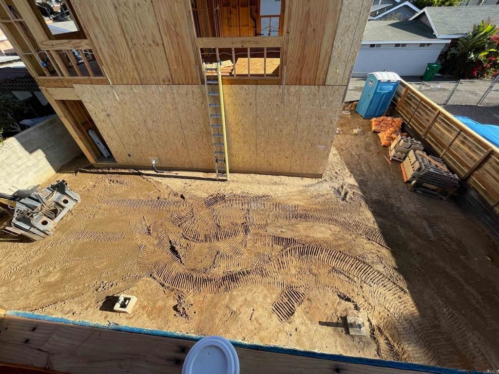 listing image 130728050139838743900