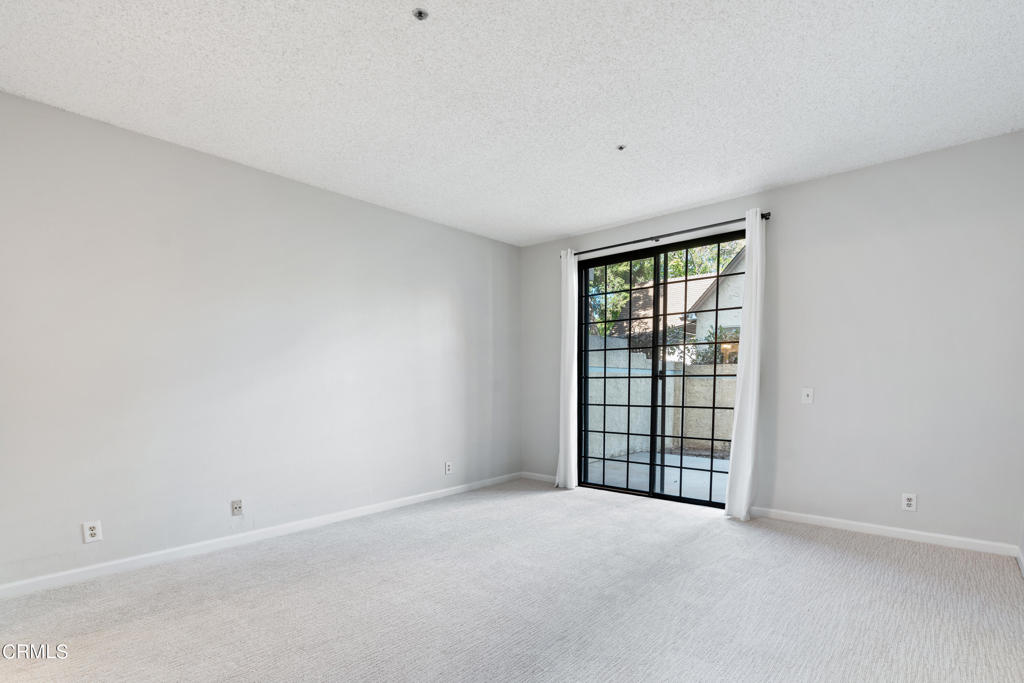 Photo 17 of 25 of 235 S Holliston Avenue 116 condo