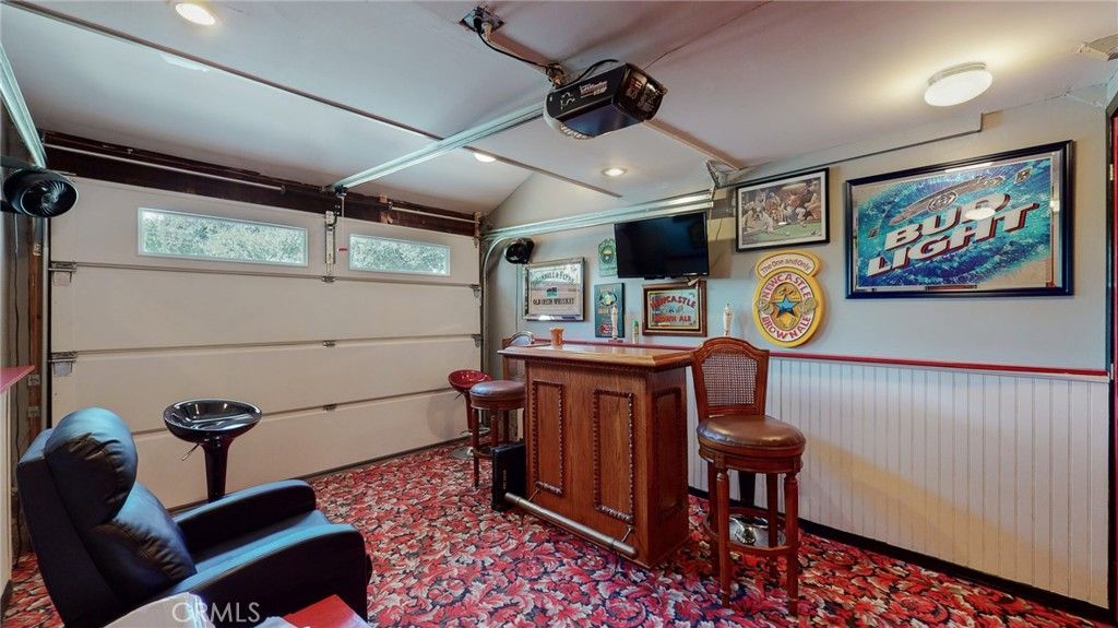 listing image 130724226912278841719