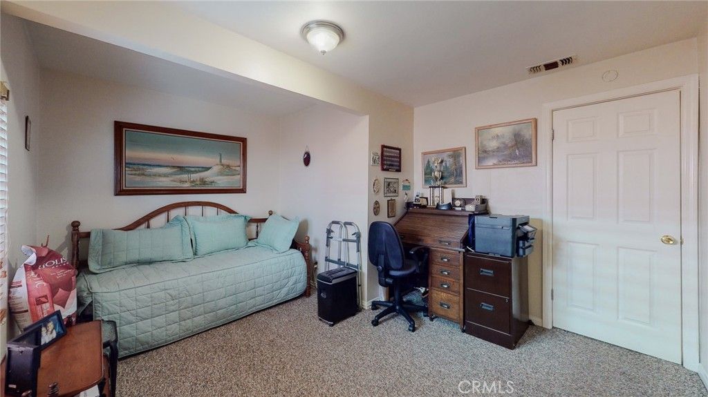 listing image 130721223119379211997