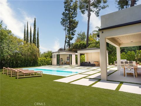 A home in Woodland Hills