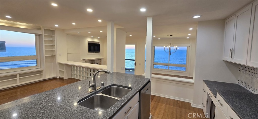 575 Esplanade Avenue 207